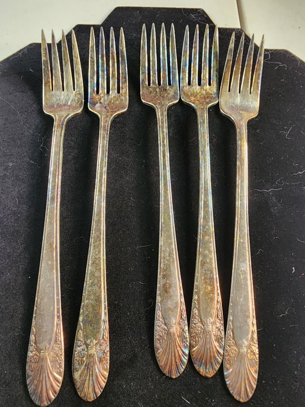 Vintage Set of 5 Crown Silverplated Forks